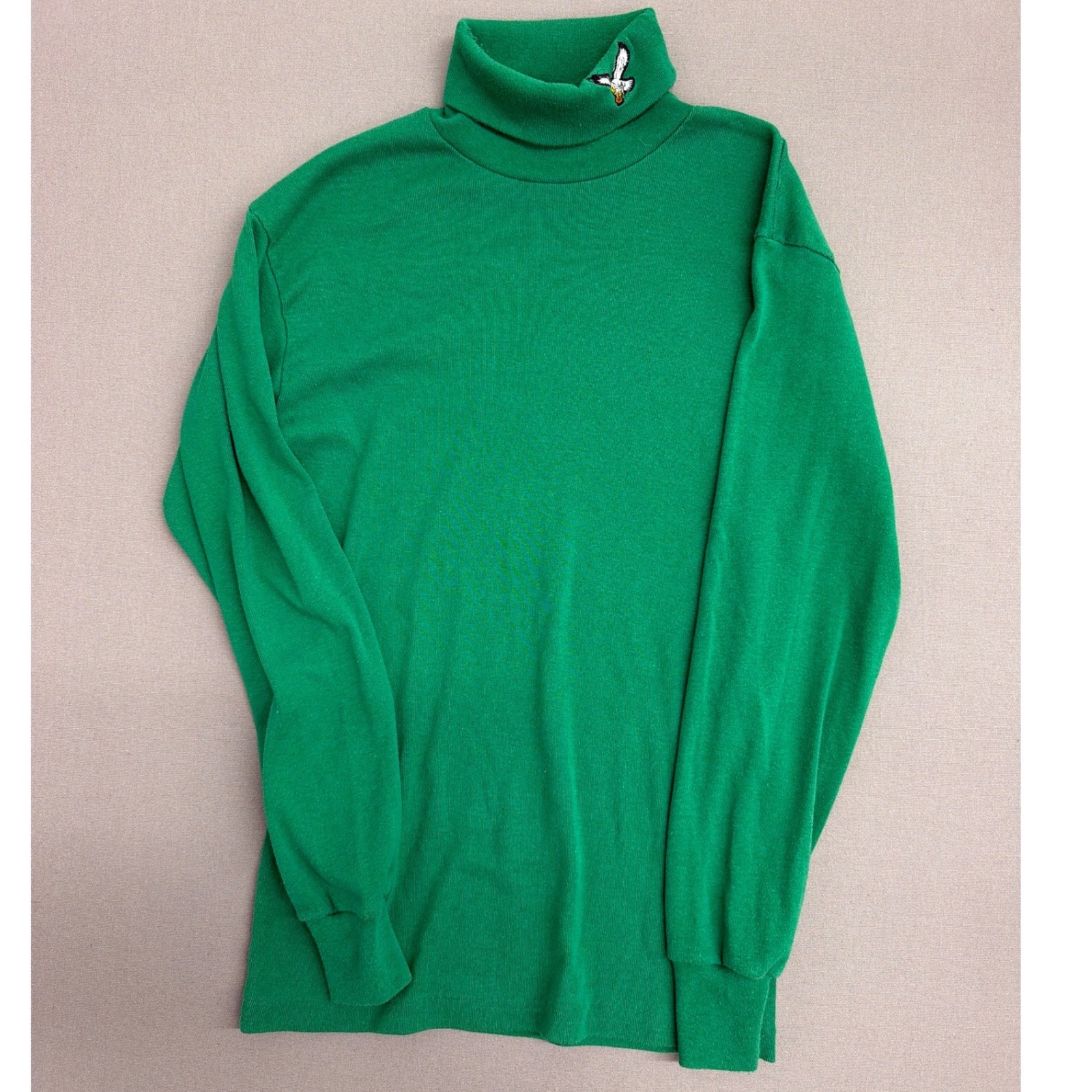 Majestic Athletic Mens Green Eagle Embroidered Turtleneck Long Sleeve Shirt M